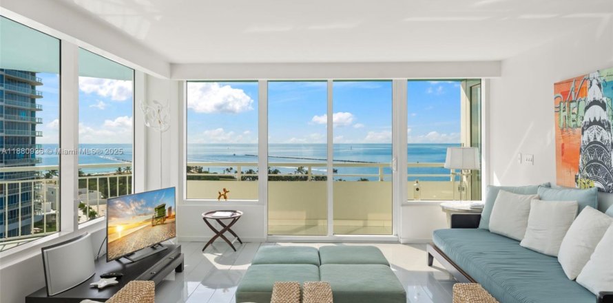 Condo à Miami Beach, Floride, 3 chambres № 1945781