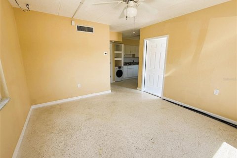 Appartement à louer à Redington Shores, Floride: 1 chambre, 37.16 m2 № 1769313 - photo 3