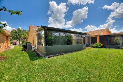 Villa ou maison à vendre à Kissimmee, Floride: 2 chambres, 118.73 m2 № 1877172 - photo 30
