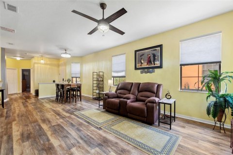 Villa ou maison à vendre à Kissimmee, Floride: 2 chambres, 118.73 m2 № 1877172 - photo 14