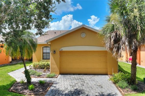 Villa ou maison à vendre à Kissimmee, Floride: 2 chambres, 118.73 m2 № 1877172 - photo 2