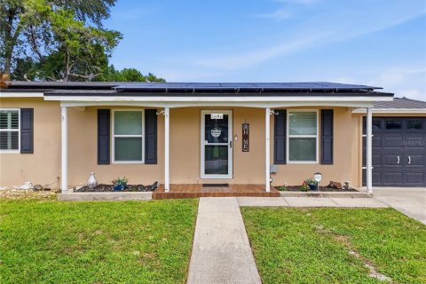 Villa ou maison à vendre à Deltona, Floride: 2 chambres, 82.03 m2 № 2406548 - photo 4