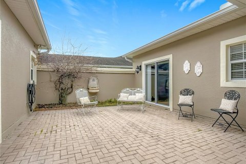 House in Kissimmee, Florida 3 bedrooms, 285.95 sq.m. № 2105616 - photo 7