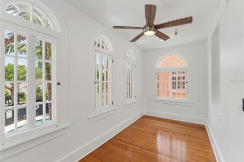 Condo in Sarasota, Florida, 1 bedroom № 2112516 - photo 20