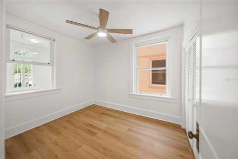 Condo in Sarasota, Florida, 1 bedroom № 2112516 - photo 15
