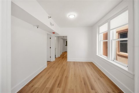 Condo in Sarasota, Florida, 1 bedroom № 2112516 - photo 25
