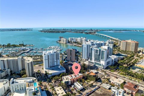 Condo in Sarasota, Florida, 1 bedroom № 2112516 - photo 2