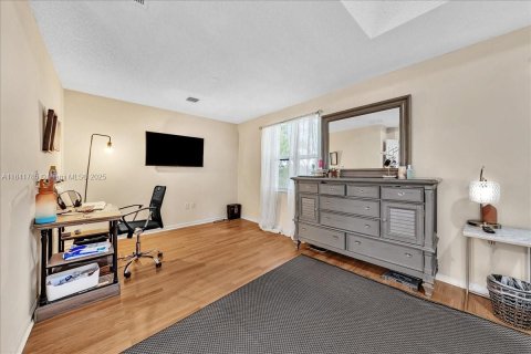 Townhouse in Miramar, Florida 3 bedrooms, 188.87 sq.m. № 1842726 - photo 29