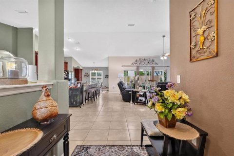 House in Palm Coast, Florida 4 bedrooms, 205.13 sq.m. № 2299575 - photo 3