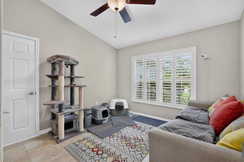 House in Palm Coast, Florida 4 bedrooms, 205.13 sq.m. № 2299575 - photo 21