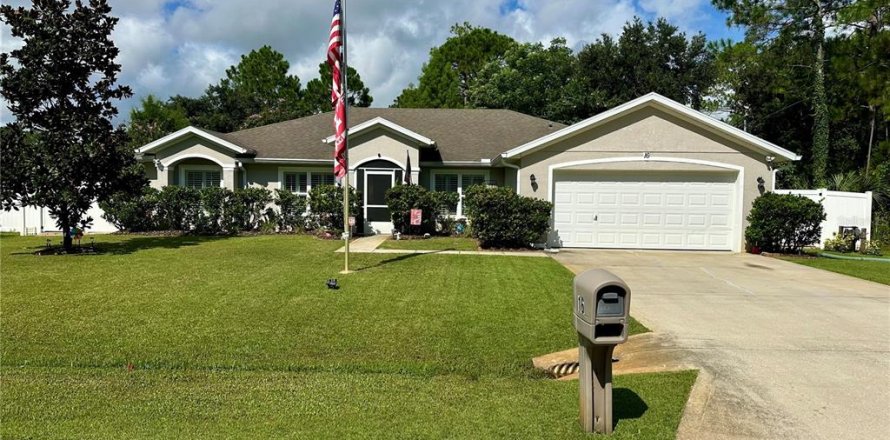 House in Palm Coast, Florida 4 bedrooms, 205.13 sq.m. № 2299575