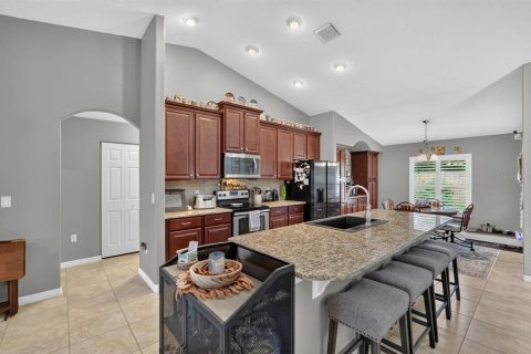 House in Palm Coast, Florida 4 bedrooms, 205.13 sq.m. № 2299575 - photo 5
