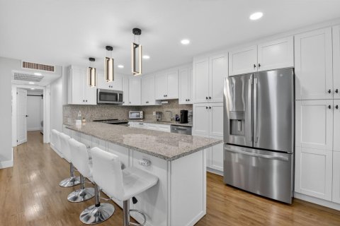Condo in Boca Raton, Florida, 2 bedrooms № 2081936 - photo 3