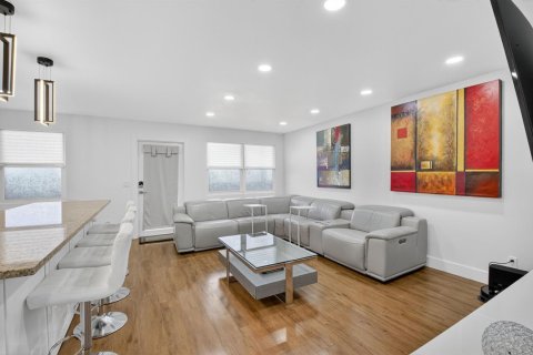 Condo in Boca Raton, Florida, 2 bedrooms № 2081936 - photo 6