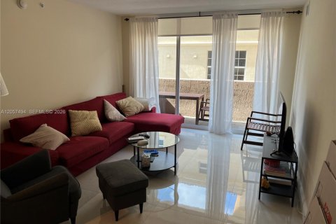 Condo in Miami, Florida, 3 bedrooms  № 2244681 - photo 3