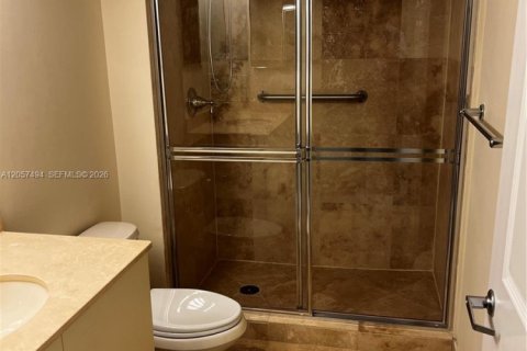 Condo in Miami, Florida, 3 bedrooms  № 2244681 - photo 11