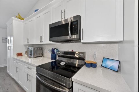 Casa en venta en Indian lake estates, Florida, 3 dormitorios, 163.69 m2 № 2207338 - foto 13