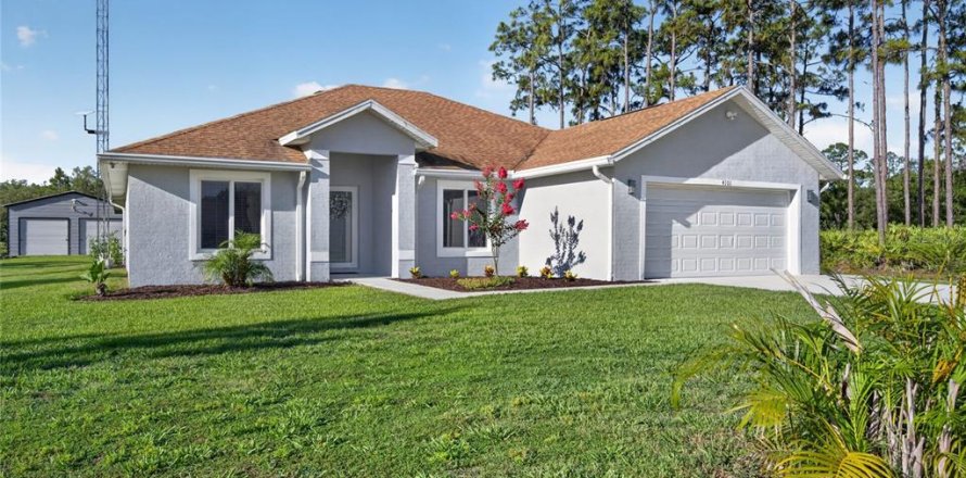 Casa en Indian lake estates, Florida 3 dormitorios, 163.69 m2 № 2207338