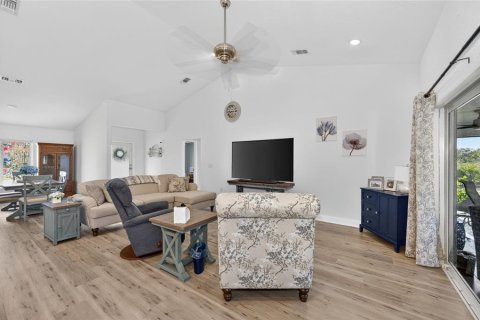 Casa en venta en Indian lake estates, Florida, 3 dormitorios, 163.69 m2 № 2207338 - foto 15
