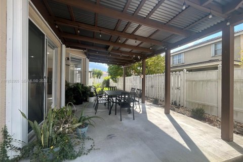 Villa ou maison à vendre à Miramar, Floride: 3 chambres, 174.75 m2 № 2007593 - photo 22