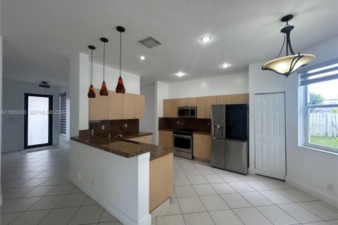 Villa ou maison à vendre à Miramar, Floride: 3 chambres, 174.75 m2 № 2007593 - photo 15