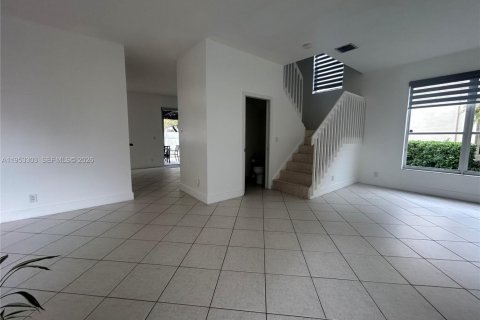 Villa ou maison à vendre à Miramar, Floride: 3 chambres, 174.75 m2 № 2007593 - photo 8