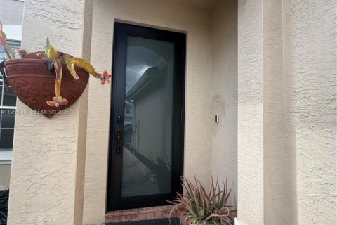 Villa ou maison à vendre à Miramar, Floride: 3 chambres, 174.75 m2 № 2007593 - photo 7