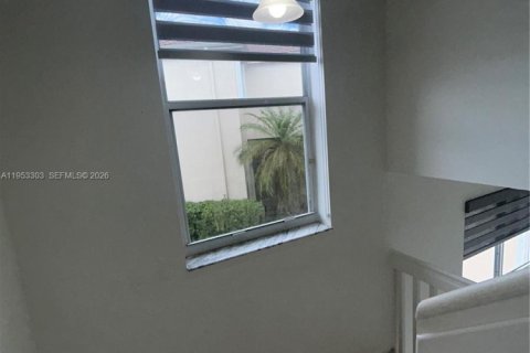 Villa ou maison à vendre à Miramar, Floride: 3 chambres, 174.75 m2 № 2007593 - photo 27