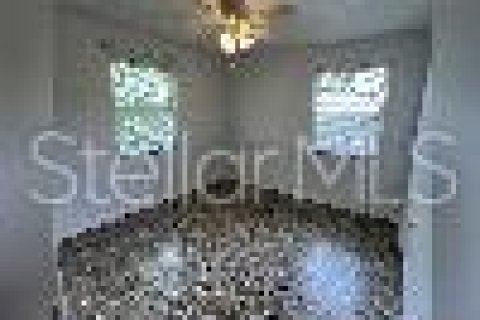 Villa ou maison à louer à New Smyrna Beach, Floride: 3 chambres, 81.2 m2 № 1903316 - photo 8