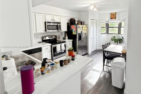 Condominio en venta en Cutler Bay, Florida, 2 dormitorios № 1801224 - foto 4