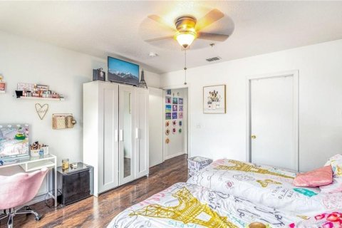 Condo in Orlando, Florida, 2 bedrooms  № 1819273 - photo 16