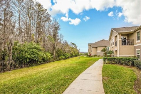 Condo in Orlando, Florida, 2 bedrooms  № 1819273 - photo 2