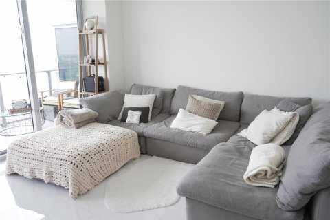 Condo in North Miami Beach, Florida, 2 bedrooms  № 1881819 - photo 8