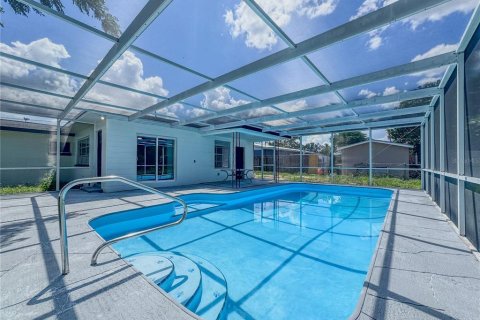 House in Sebring, Florida 3 bedrooms, 141.3 sq.m. № 1791639 - photo 2
