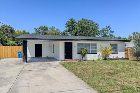 House in Sebring, Florida 3 bedrooms, 141.3 sq.m. № 1791639 - photo 1