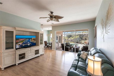 Casa en venta en Port Charlotte, Florida, 3 dormitorios, 146.41 m2 № 1915068 - foto 5