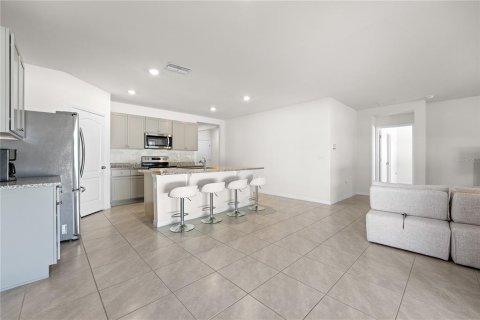 House in Haines City, Florida 4 bedrooms, 173.45 sq.m. № 1879497 - photo 7