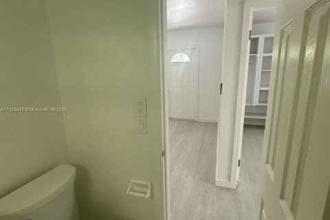 Villa ou maison à vendre à Pompano Beach, Floride: 3 chambres, 68.47 m2 № 1804202 - photo 15