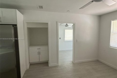 Villa ou maison à vendre à Pompano Beach, Floride: 3 chambres, 68.47 m2 № 1804202 - photo 11