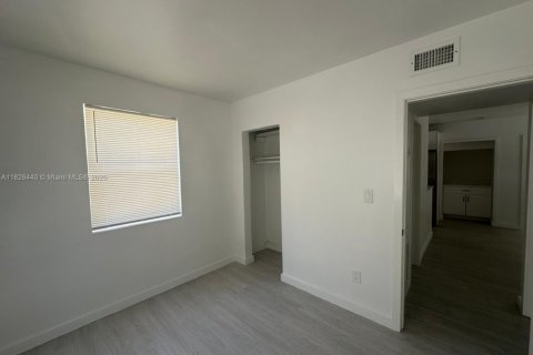 Villa ou maison à vendre à Pompano Beach, Floride: 3 chambres, 68.47 m2 № 1804202 - photo 24