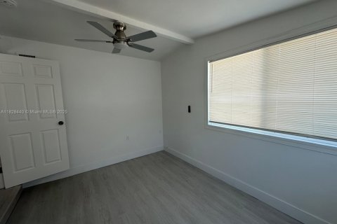 Villa ou maison à vendre à Pompano Beach, Floride: 3 chambres, 68.47 m2 № 1804202 - photo 14