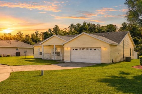 Villa ou maison à vendre à Kissimmee, Floride: 3 chambres, 164.07 m2 № 2142827 - photo 3
