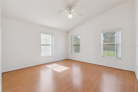 Villa ou maison à vendre à Kissimmee, Floride: 3 chambres, 164.07 m2 № 2142827 - photo 13