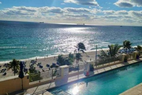 Copropriété à vendre à Fort Lauderdale, Floride: 1 chambre, 103.12 m2 № 1962127 - photo 26