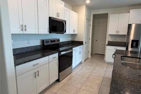 Casa en venta en Wesley Chapel, Florida, 6 dormitorios, 308.99 m2 № 2215907 - foto 9