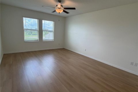 Casa en venta en Wesley Chapel, Florida, 6 dormitorios, 308.99 m2 № 2215907 - foto 20