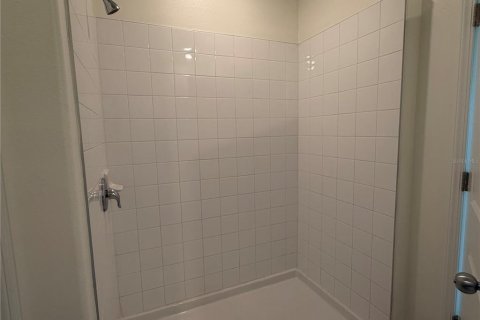 Casa en venta en Wesley Chapel, Florida, 6 dormitorios, 308.99 m2 № 2215907 - foto 22