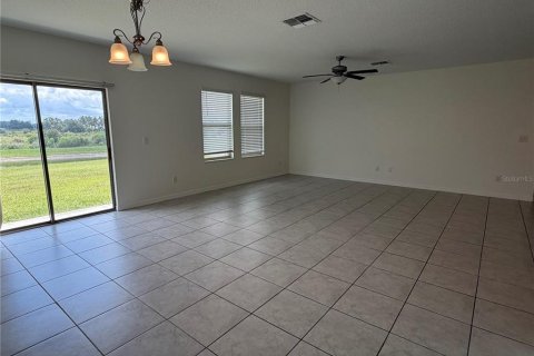 Casa en venta en Wesley Chapel, Florida, 6 dormitorios, 308.99 m2 № 2215907 - foto 13