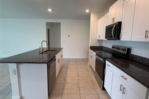 Casa en venta en Wesley Chapel, Florida, 6 dormitorios, 308.99 m2 № 2215907 - foto 16