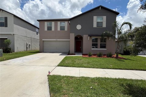 Casa en venta en Wesley Chapel, Florida, 6 dormitorios, 308.99 m2 № 2215907 - foto 2